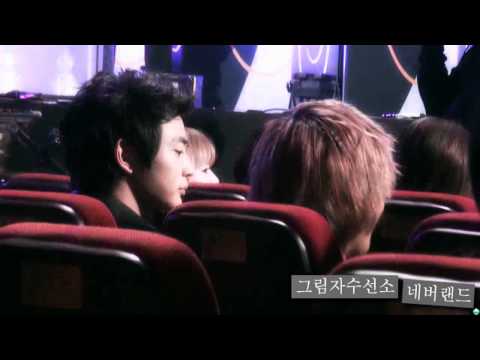 110120 The way Minho looks at Taemin @ SMA