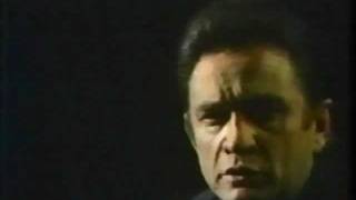 Johnny Cash sings and speaks about war (1969)