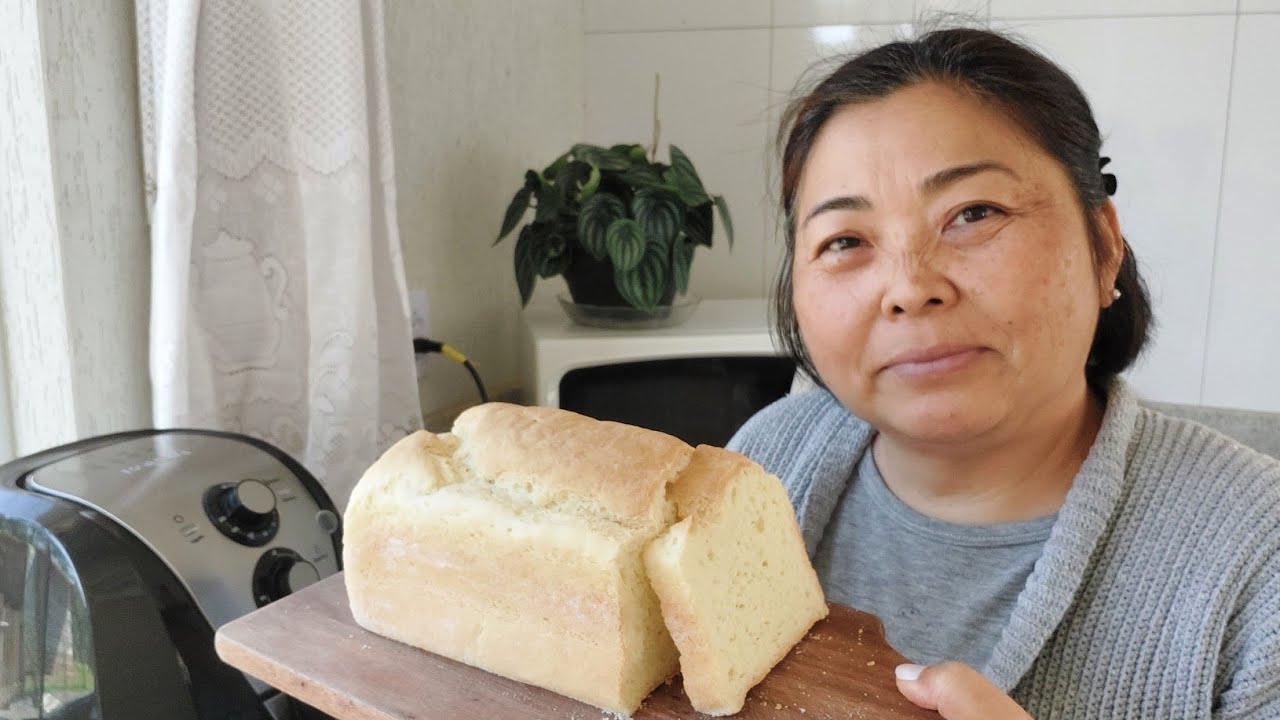 É POSSÍVEL FAZER PÃO SEM TRIGO? veja esse pão parecido com pão francês convencional