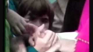 YouTube   Bachelet l'homme en blanc 1