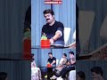 ഇവനാകുമ്പോൾ വണ്ടിക്കൂലി കൊടുത്താൽ മ�