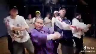 このダンス名前知らんけどめっちゃかっこいい