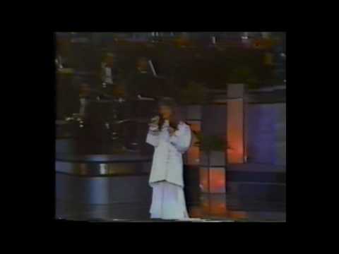 OTI  1984 -Adelaide Ferreira  - Vem no meu sonho -Portugal.flv