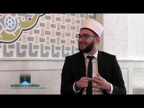 Zoti na thotë se Ai e udhëzon kë të dojë, nga ana tjetër na dënon. Si ta kuptoj këtë? - Evzal Sinani