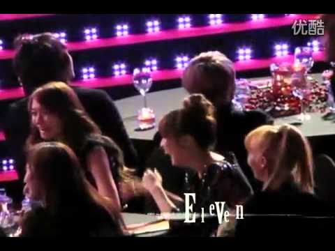 SNSD Dorky Moments at GDA 2010