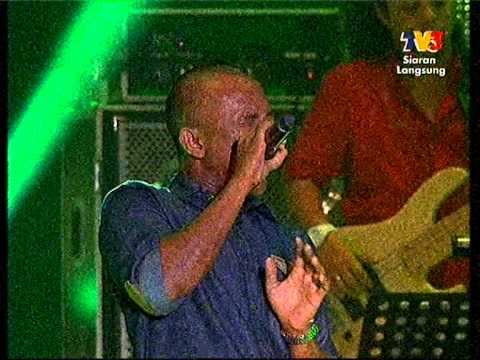 Black feat Azlan The Typewriter- Gemuruh (Live Jom Heboh Sarawak 2012).mpg
