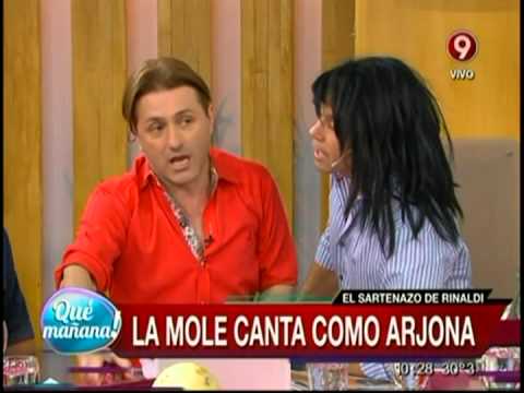 La Mole sings like Arjona