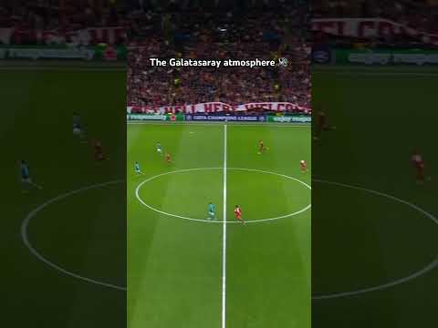 Volume up for this Galatasaray noise 👂