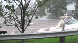 preview picture of video 'Hurricane Earl Sept 4 2010 Bedford Boat Toss'
