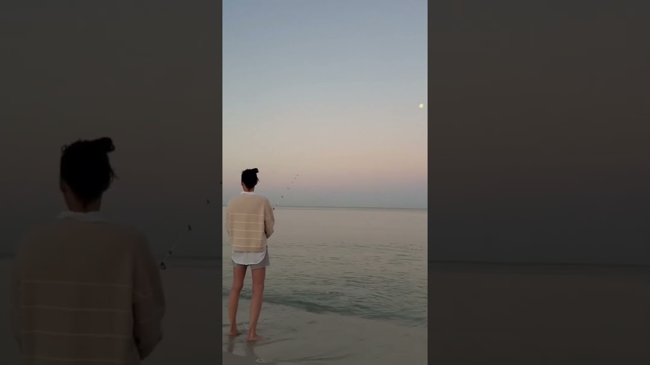 Peaceful moments at dawn (I only caught seaweeds)