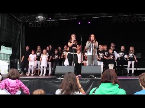 WE ARE THE WORLD - Kids on Stage - Schadowstraßenfest 2011