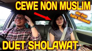 Download lagu PRANK SHOLAWAT DEPAN NON MUSLIM !! MALAH DITANTANG DUET mp3