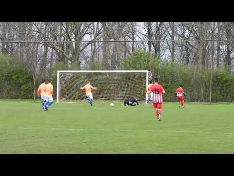 6. Opnieuw maakt Jarno een grote kans van Boekoel ongedaan