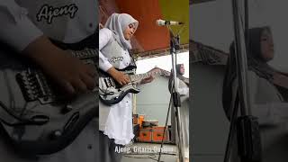 Download lagu Ajeng, Gitaris Qasima #shorts mp3 Download lagu Ajeng, Gitaris Qasima #shorts mp3