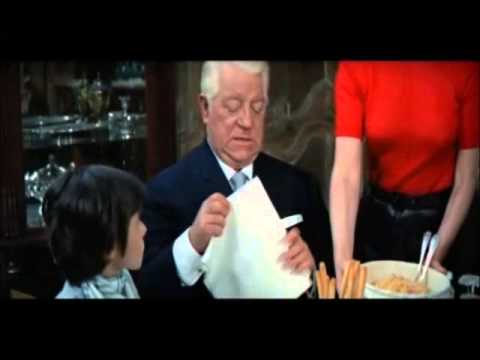 Le clan des siciliens : scène déjeuner