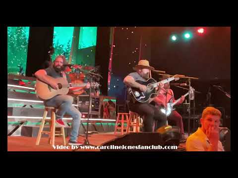 Sic Em On A Chiken - Zac Brown Band