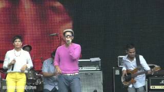 Maliq &amp; D&#39;essentials - Dunia Sekitar ~ Heaven @ The 6th Kampoeng Jazz [HD]