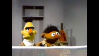 Sesame Street - Ernie forgets something after his bath (1972 - FULL)