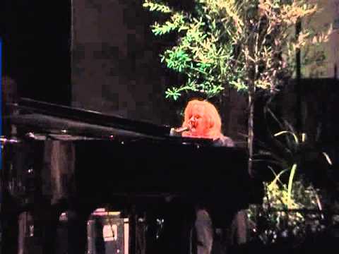 Meri Cetinić, Fiumens i Ženska klapa Baklje   U prolazu