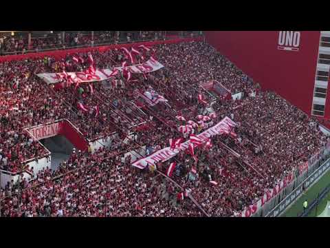 "Pincha mi buen amigo" Barra: Los Leales &bull; Club: Estudiantes de La Plata