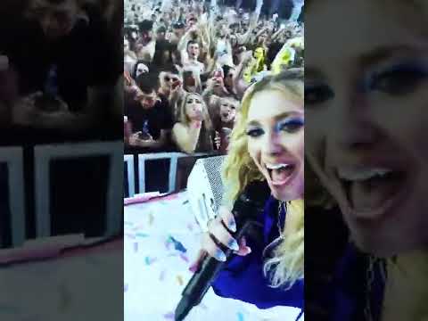 21 Reasons official video - TOMORROW 🔥