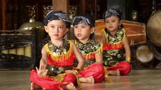 Download lagu Pementasan Tari Rampak oleh adek-adek warga semanggi RW11 mp3