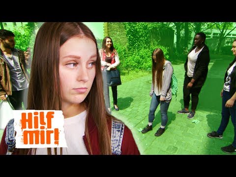 Hate in the classroom: I'm being bullied because of my hippie mother | Help me!