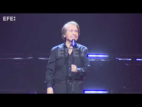 Raphael vuelve por Navidad ante 5.000 personas