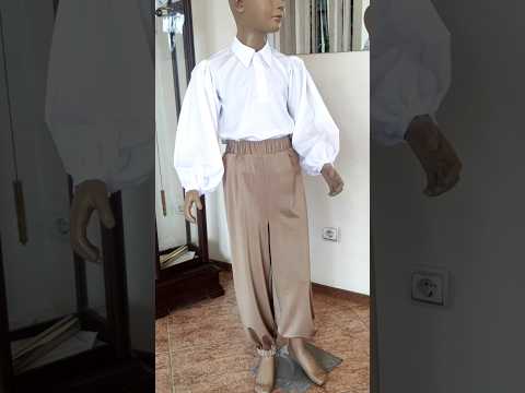 Stage costume P 3210 - video 2