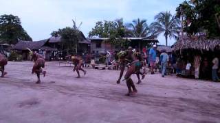 preview picture of video 'Tolokiwa Island, Papue New Guinea'