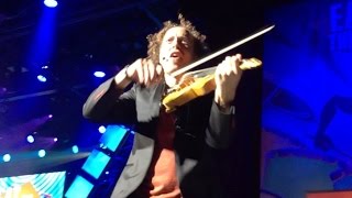 Violinist plays like a Guitar - Tracy Silverman performing rock songs mixed with Disney