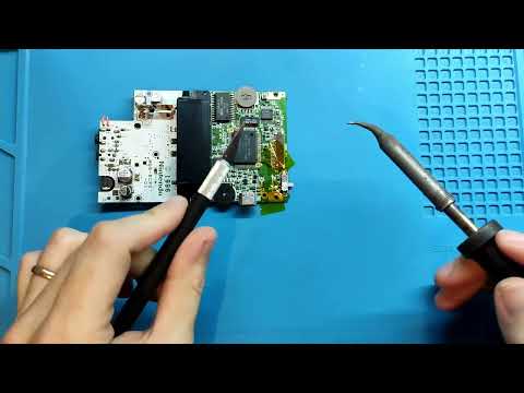 Game Boy Pocket - Open Power Switch