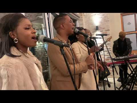 Karabo Mogane performing medley at Thapelo Mogane 40th🎂