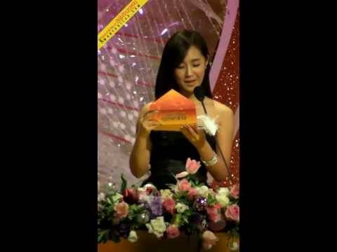 [Fancam] 091226 Yuri SNSD - MC@Entertainment Awards