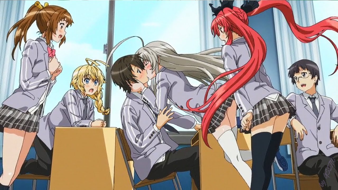 Garoto é Obrigado a Permitir Uma Deusa Apaixonada Por ele Na Sua Casa