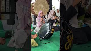Download lagu Hadroh Putri #genalpha #rebana #hadroh #hadrohsholawat mp3