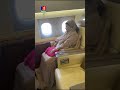 বিমানে পুত্রবধূদের সঙ্গে খালেদা জিয়