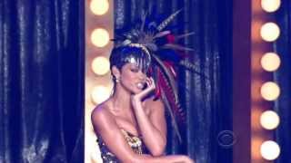 Rihanna Sexiest Live Performance Ever More Than Miley Cyrus Twerking VMA 2013