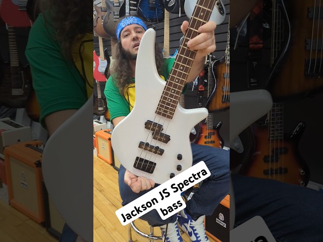 Vídeo relacionado con Jackson JS Series Spectra JS2 Electric Bass Guitar, Laurel Fingerboard, Snow White