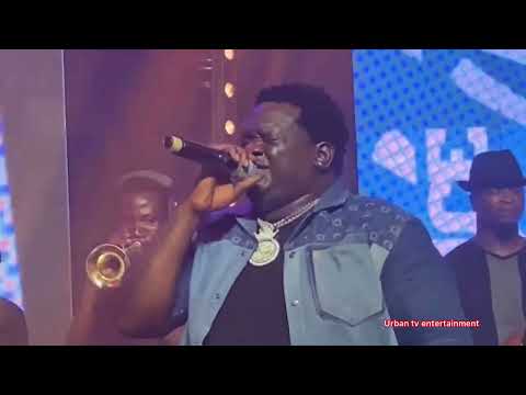 wande coal live performance at trace live concert