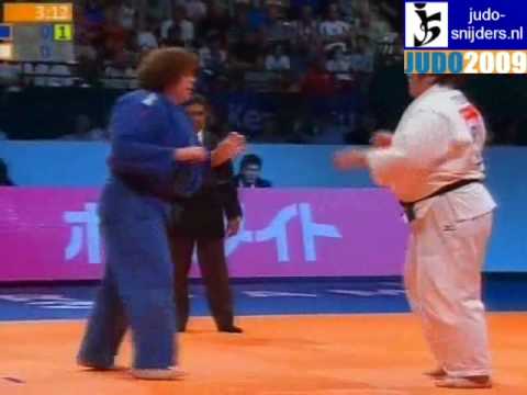 Judo 2009 Rotterdam: Maryna Prokofyeva (UKR) - Maki Tsukada (JPN) [+78kg].