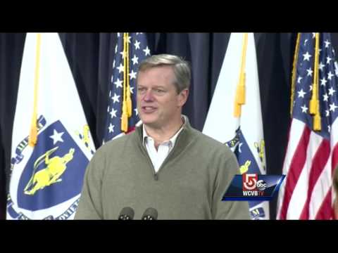 ベーカー、マサチューセッツ州に非常事態宣言 (Baker declares state of emergency in Massachusetts)