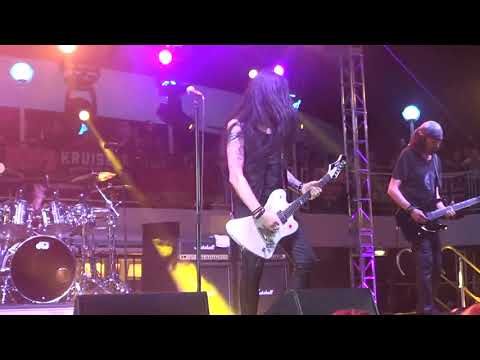 Bruce Kulick - 2019-11-01 - KISS KRUISE IX - 23 - Carr jam 1981