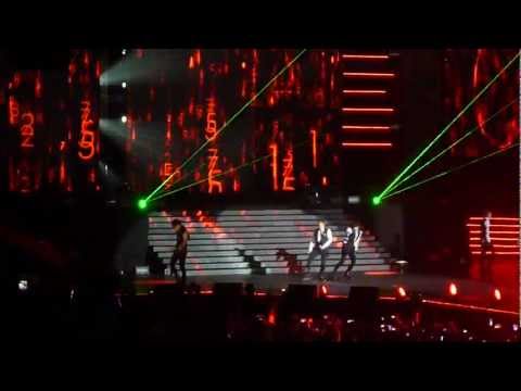 120623 Music Bank in Hong Kong  Special Stagd IU + MBLAQ - Rainism