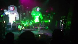 Primus - Over The Electric Grapevine (Live at Club Nokia 9/17/10)