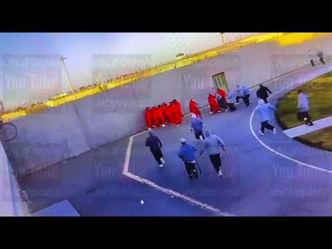 Norteños & Sureños VS Fresno Bulldogs riot at the California Corcoran State Prison facility…. #Norte