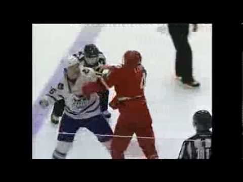 Keegan Lowe vs Sam Carrick