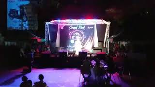 Download lagu Aksi panggung Indah Sari saat ikuti kejuaraan sekabupaten mp3