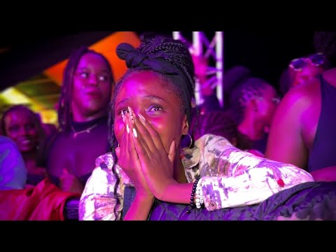 FANS CRYING OVER OKELLO MAX PERFORMANCE POGNA MATIN FT FENA GITU AT BLANKETS AND WINE