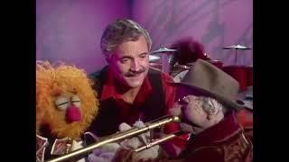 Muppet Songs: Hal Linden &amp; Electric Mayhem - When the Saints Go Marching In